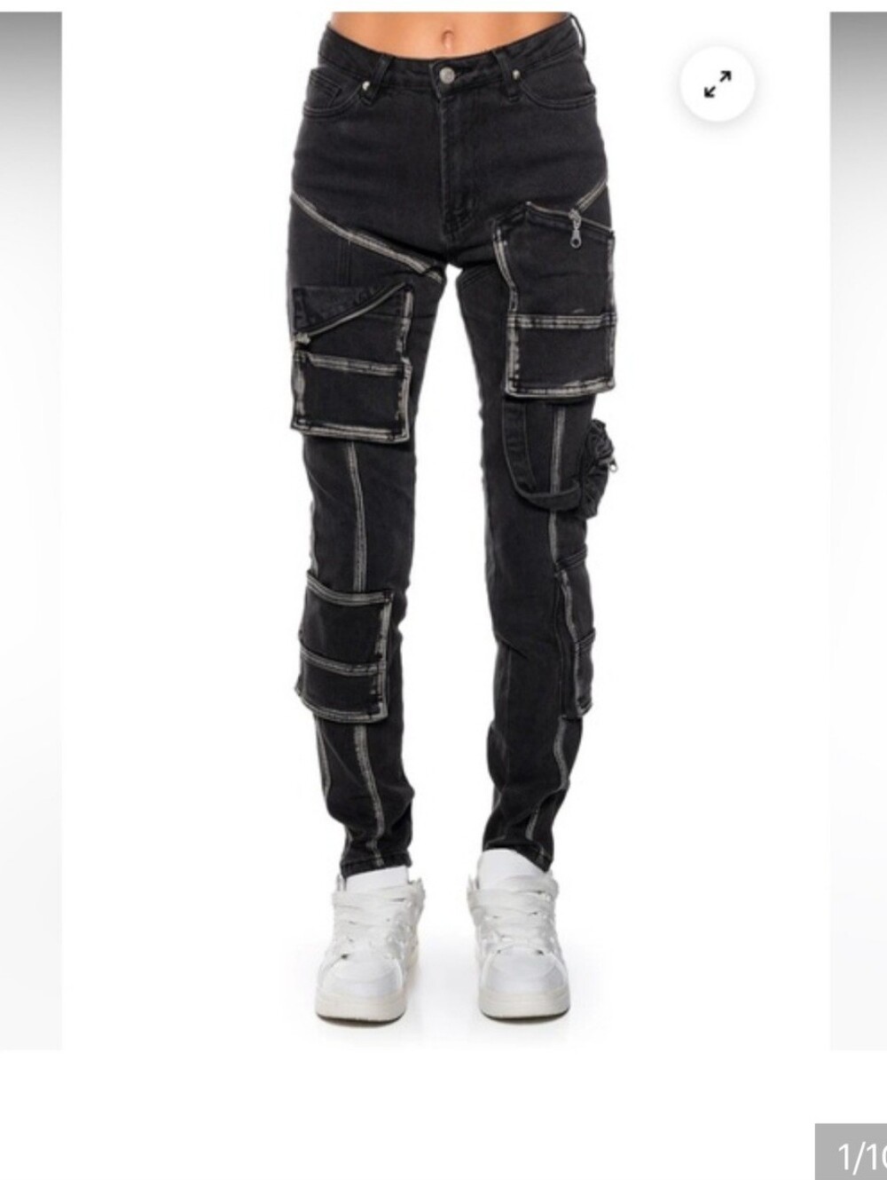 AKIRA Black Mid-Rise Denim Jeans